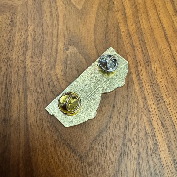 Feminist Pin - Picture 2 of 3